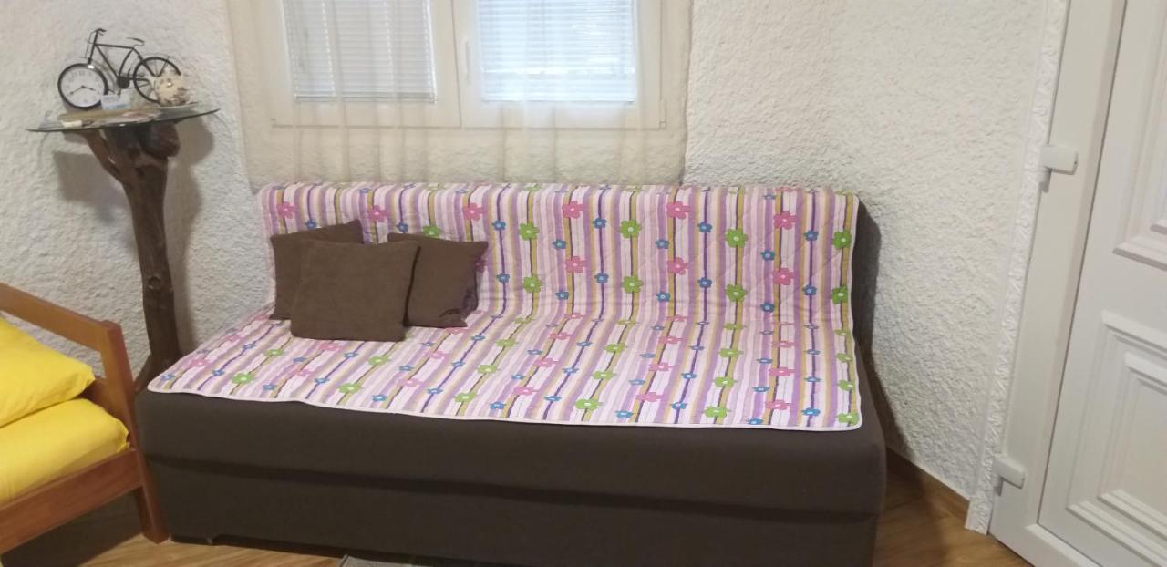 Petkovic Apartmani 1 Tivat Luaran gambar